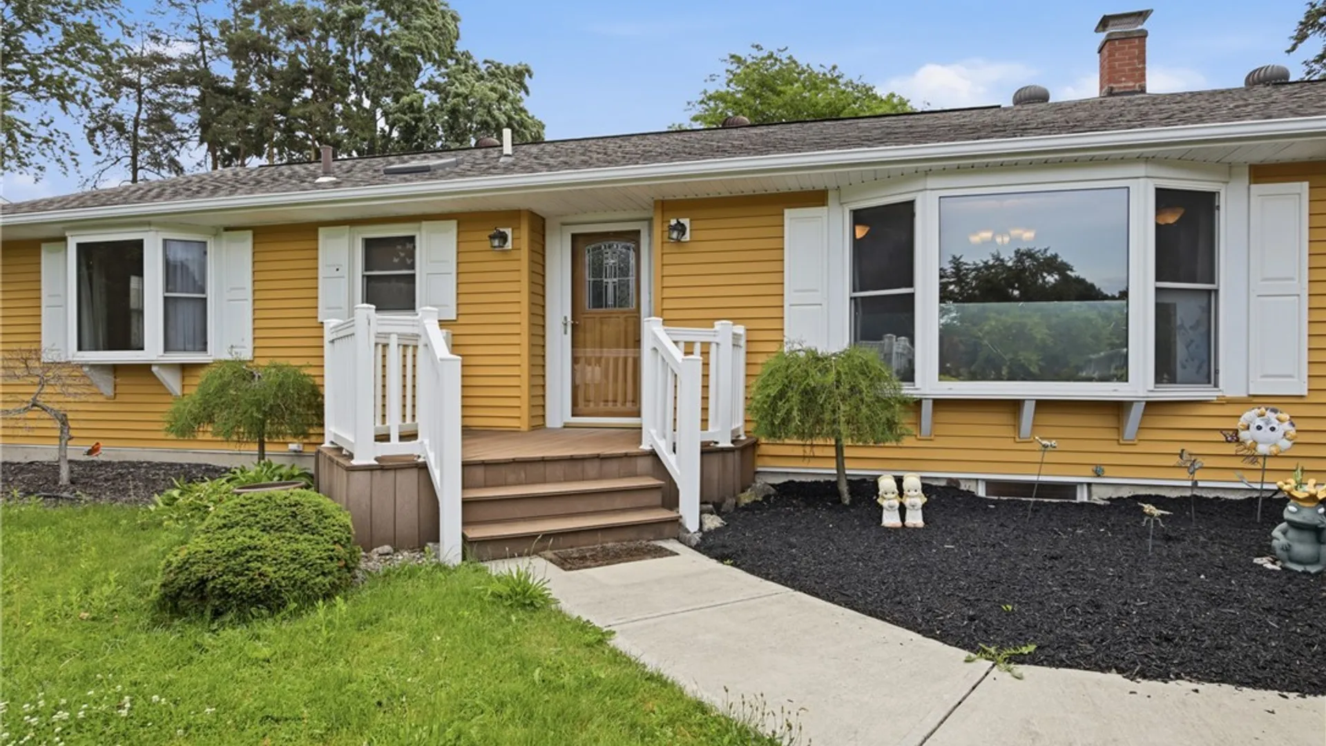 Property at 13 Farwell Drive, Batavia City, NY 14020 2