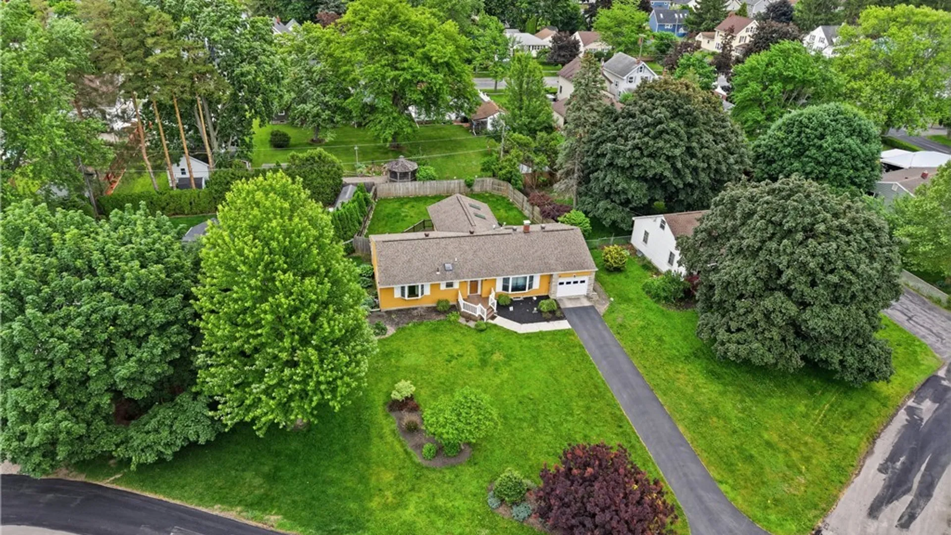 Property at 13 Farwell Drive, Batavia City, NY 14020 38