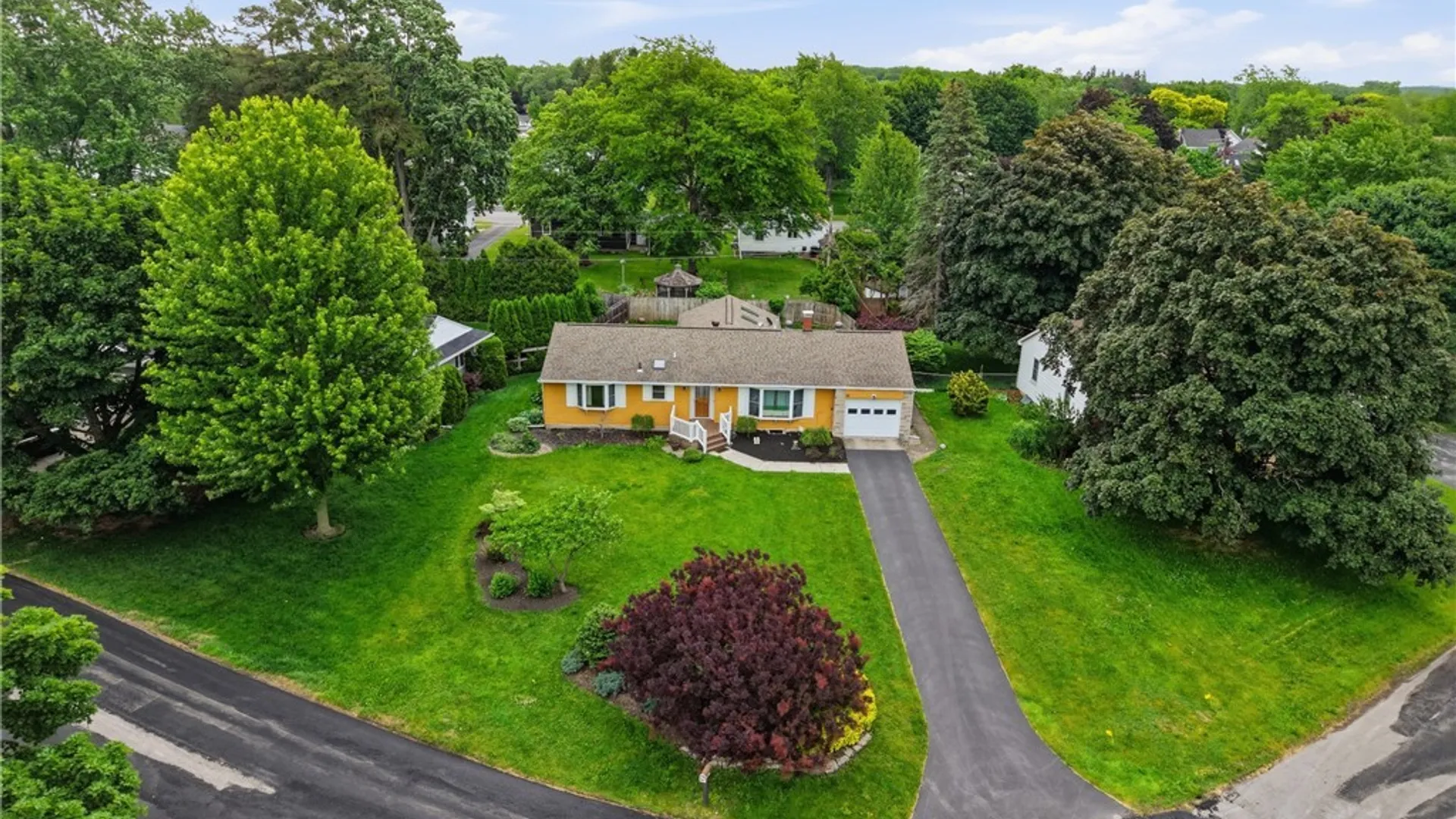 Property at 13 Farwell Drive, Batavia City, NY 14020 40