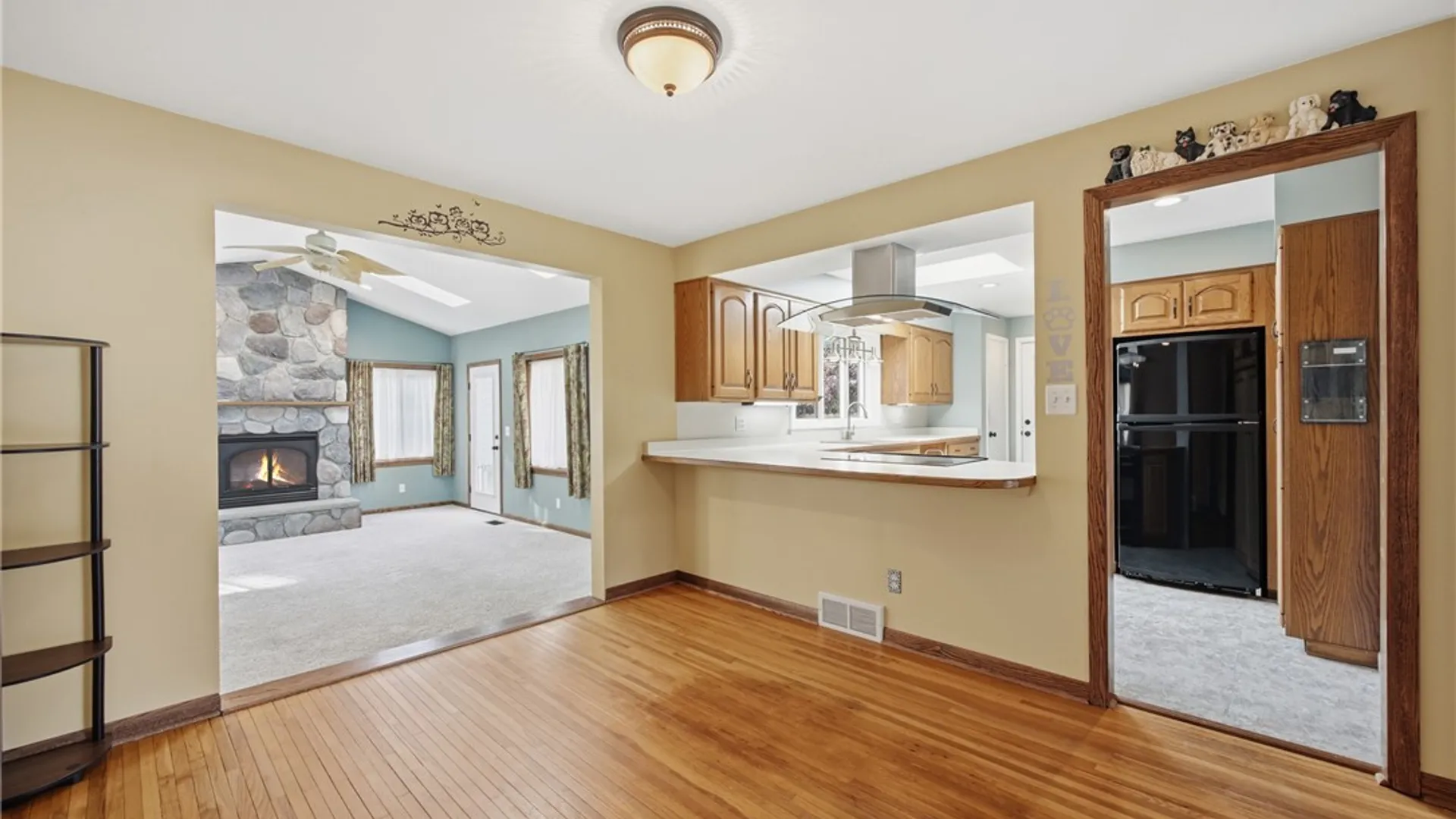 Property at 13 Farwell Drive, Batavia City, NY 14020 6