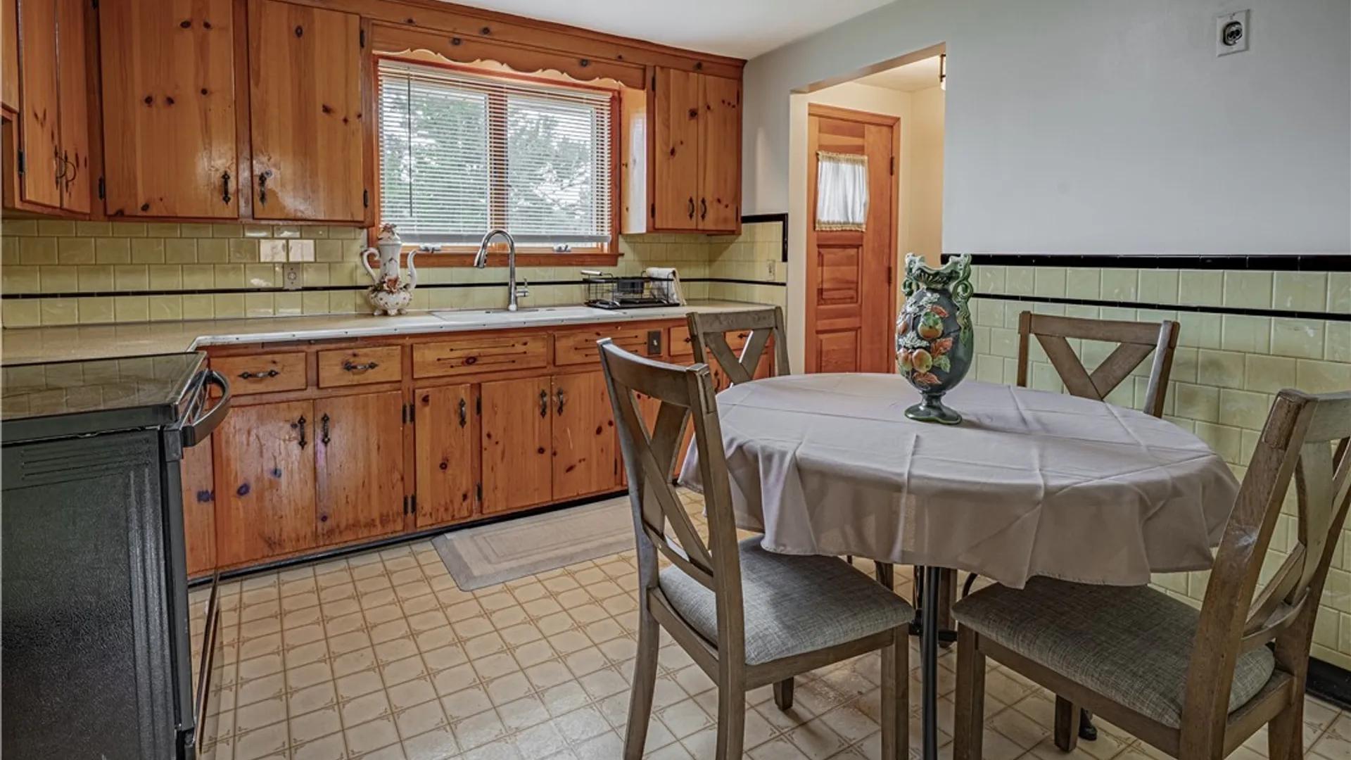 Property at 42 Alden Ave, Buffalo, NY 14216 13