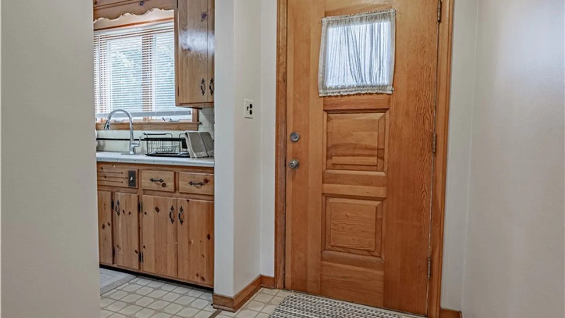 Property at 42 Alden Ave, Buffalo, NY 14216 5