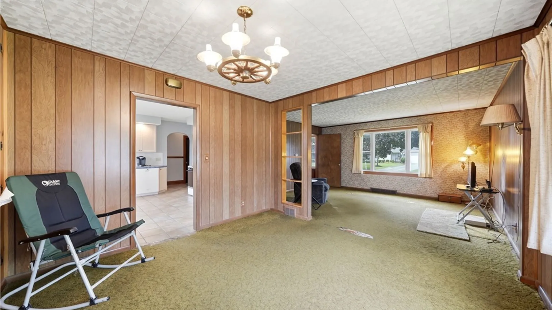 Property at 517 Lake Avenue, Lancaster, NY 14086 22