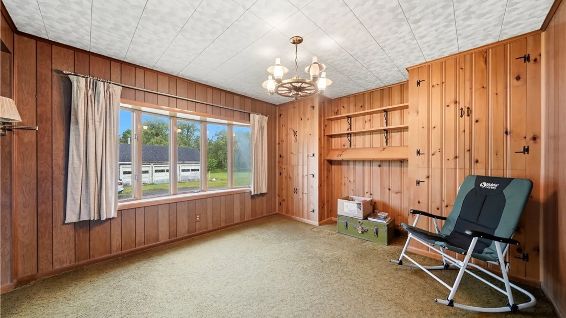 Property at 517 Lake Avenue, Lancaster, NY 14086 23