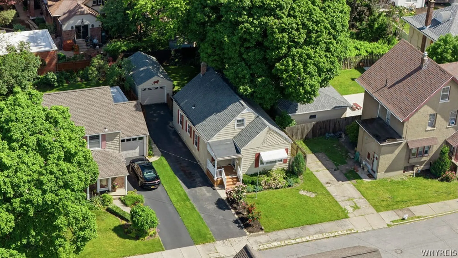 Property at 926 Morley Avenue, Niagara Falls, NY 14305 3