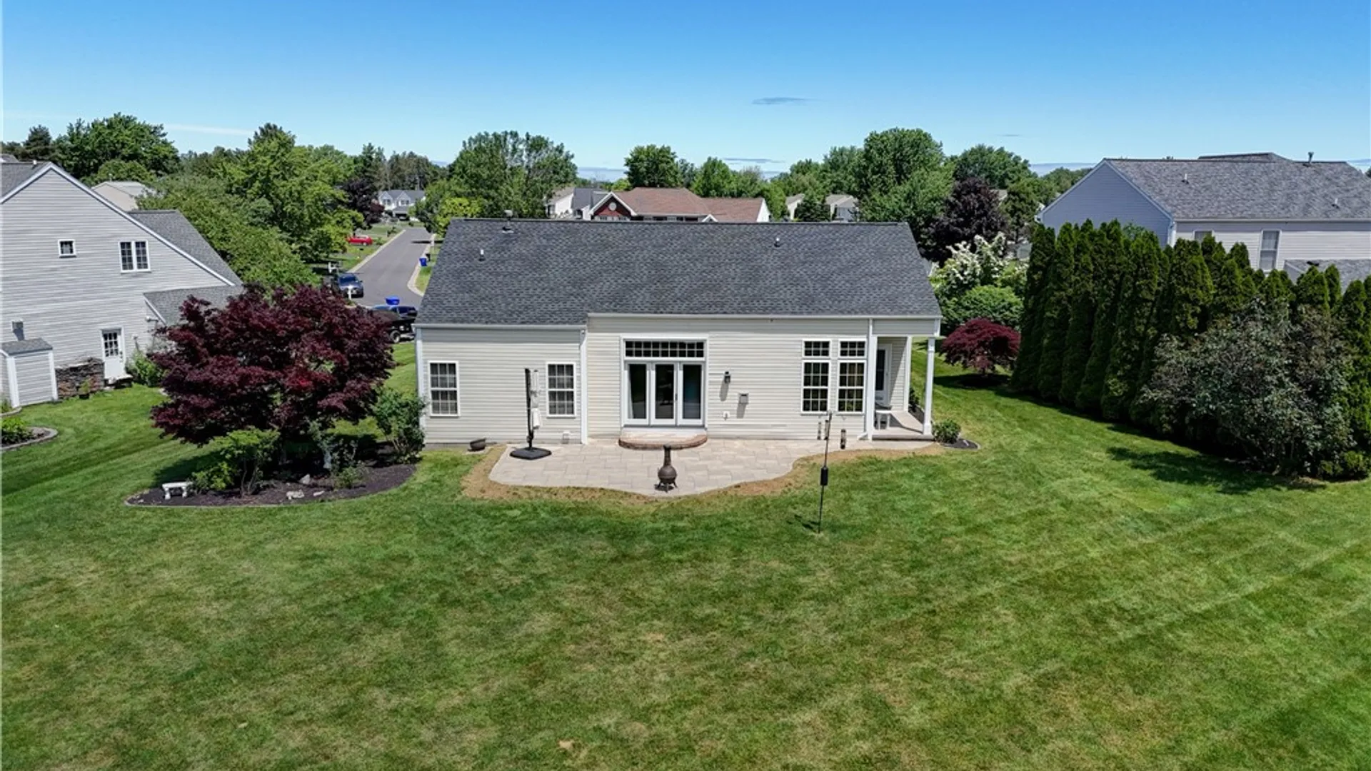 Property at 653 Yardley Court, Webster, NY 14580 45