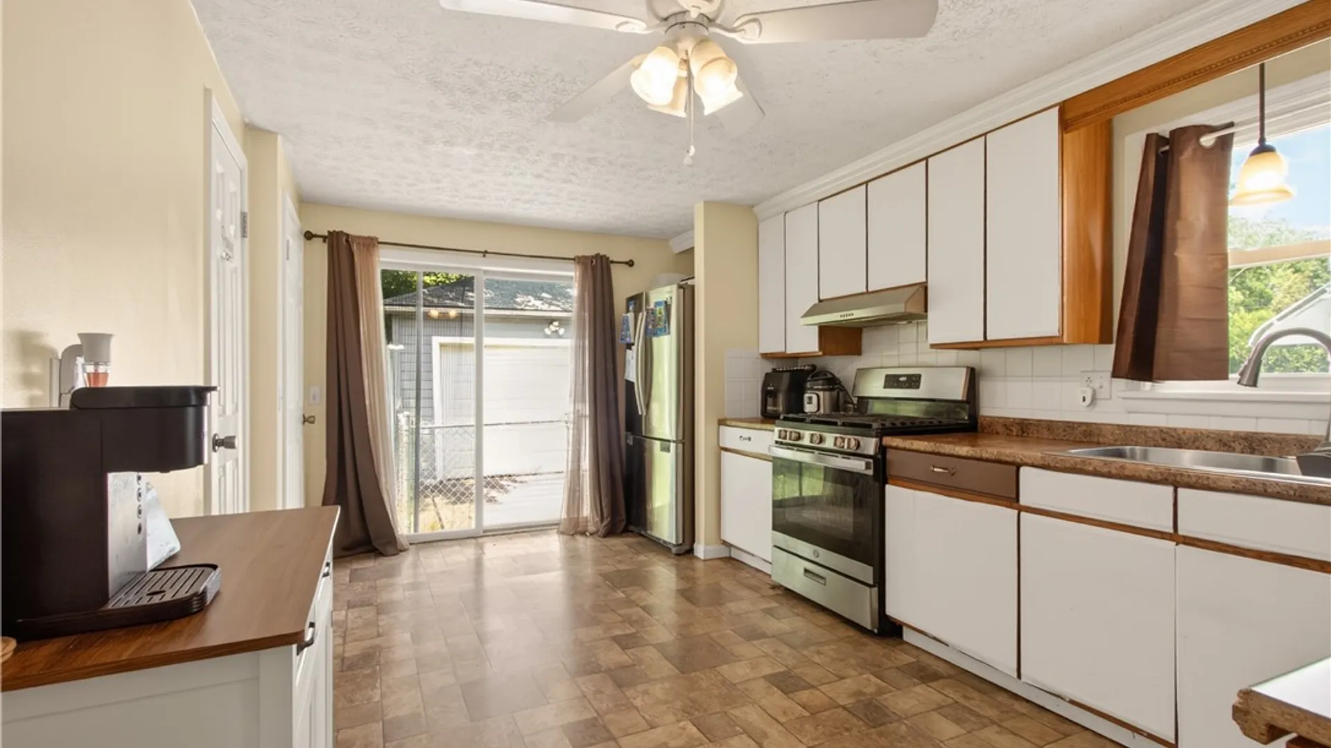 Property at 147 Wood Road, Greece, NY 14626 8