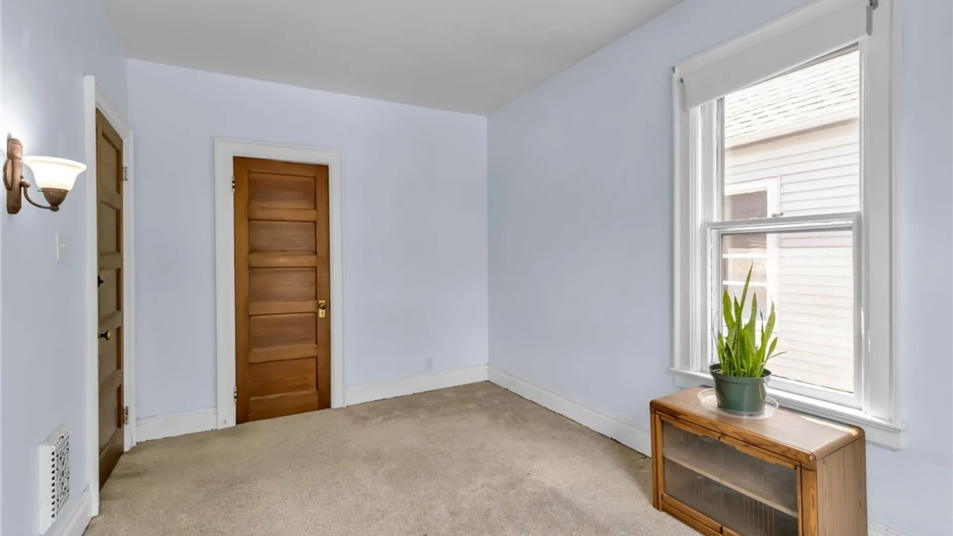 Property at 1046 Elmwood Avenue, Buffalo, NY 14222 24