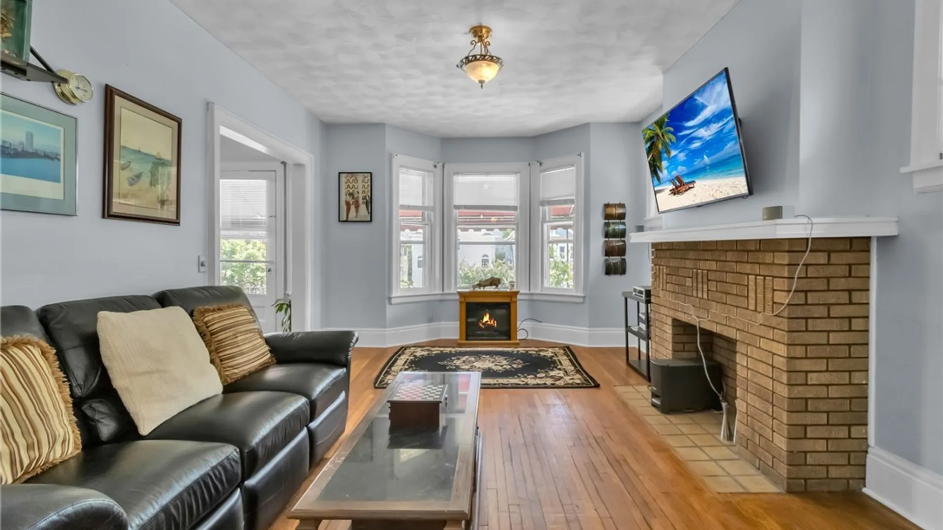 Property at 1046 Elmwood Avenue, Buffalo, NY 14222 27