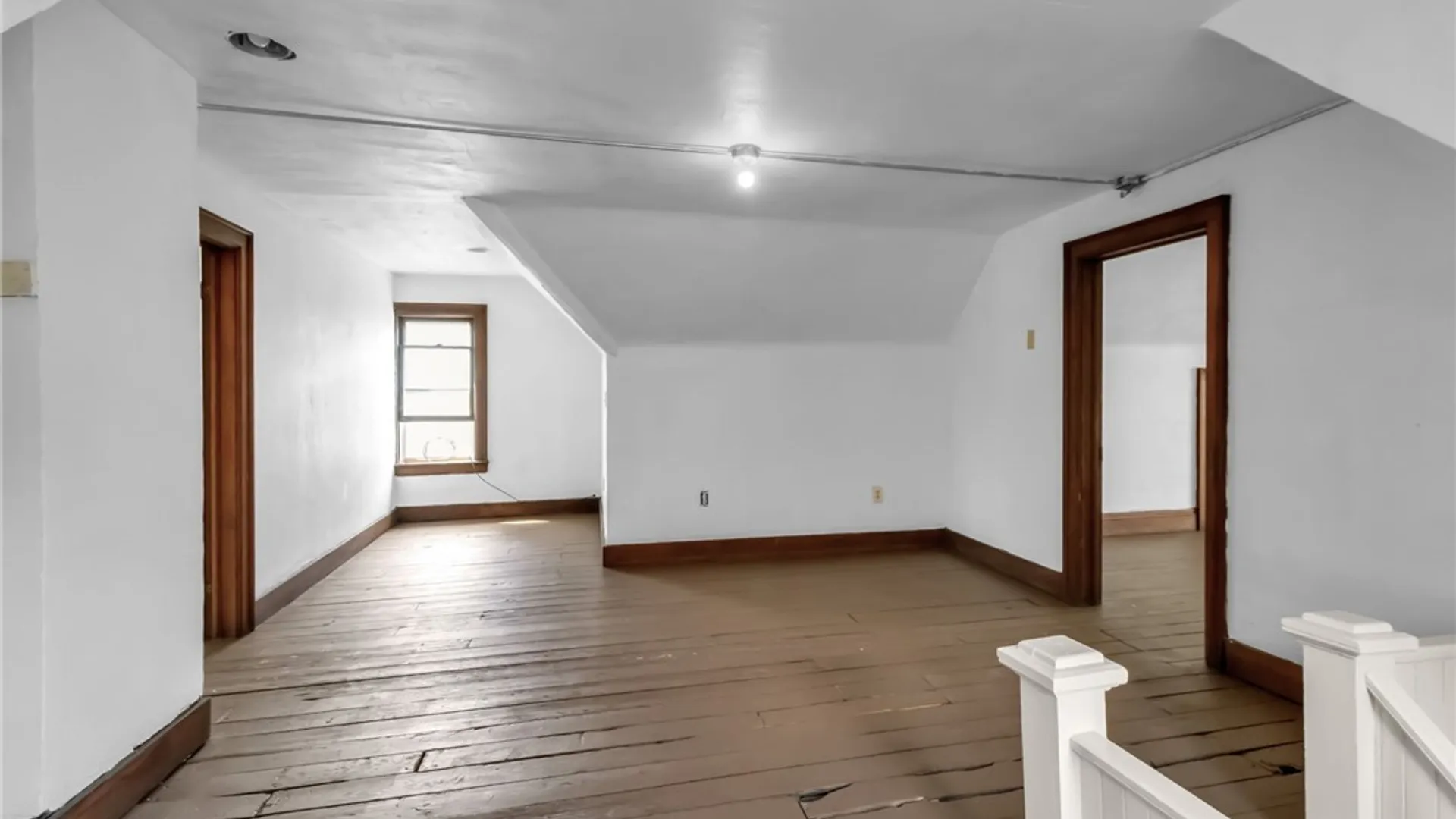 Property at 1046 Elmwood Avenue, Buffalo, NY 14222 35