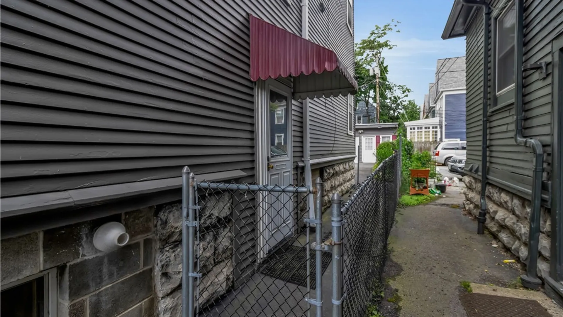Property at 1046 Elmwood Avenue, Buffalo, NY 14222 38