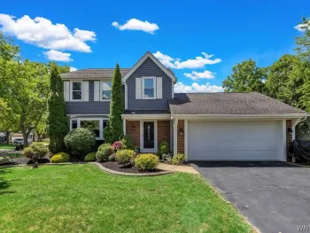 Property at 2 Birchwood, Lancaster, NY 14086