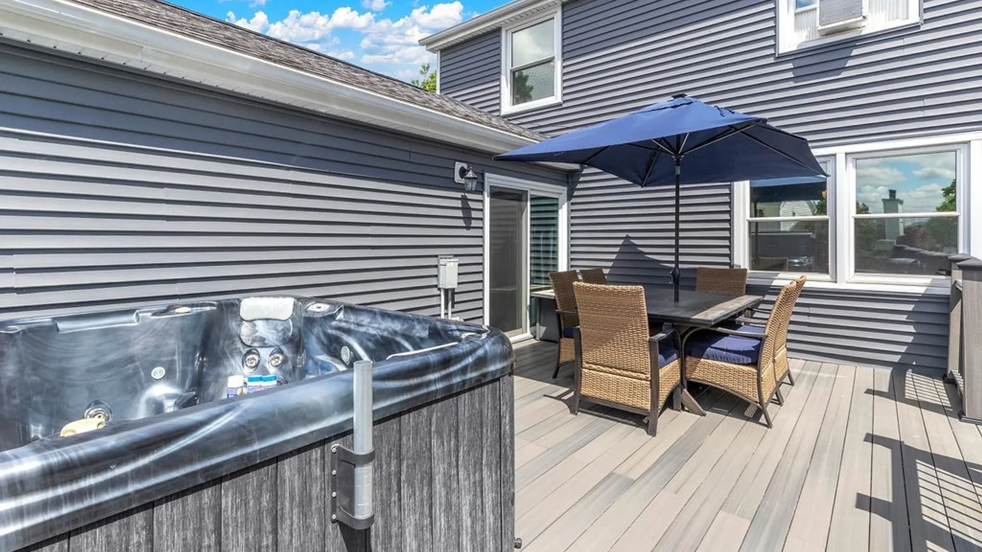 Property at 2 Birchwood Cmn., Lancaster, NY 14086 7