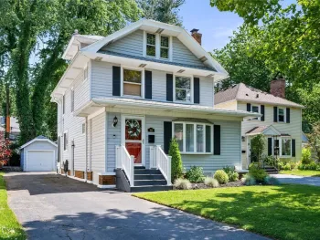 68 Chelsea Road, Irondequoit, NY 14617