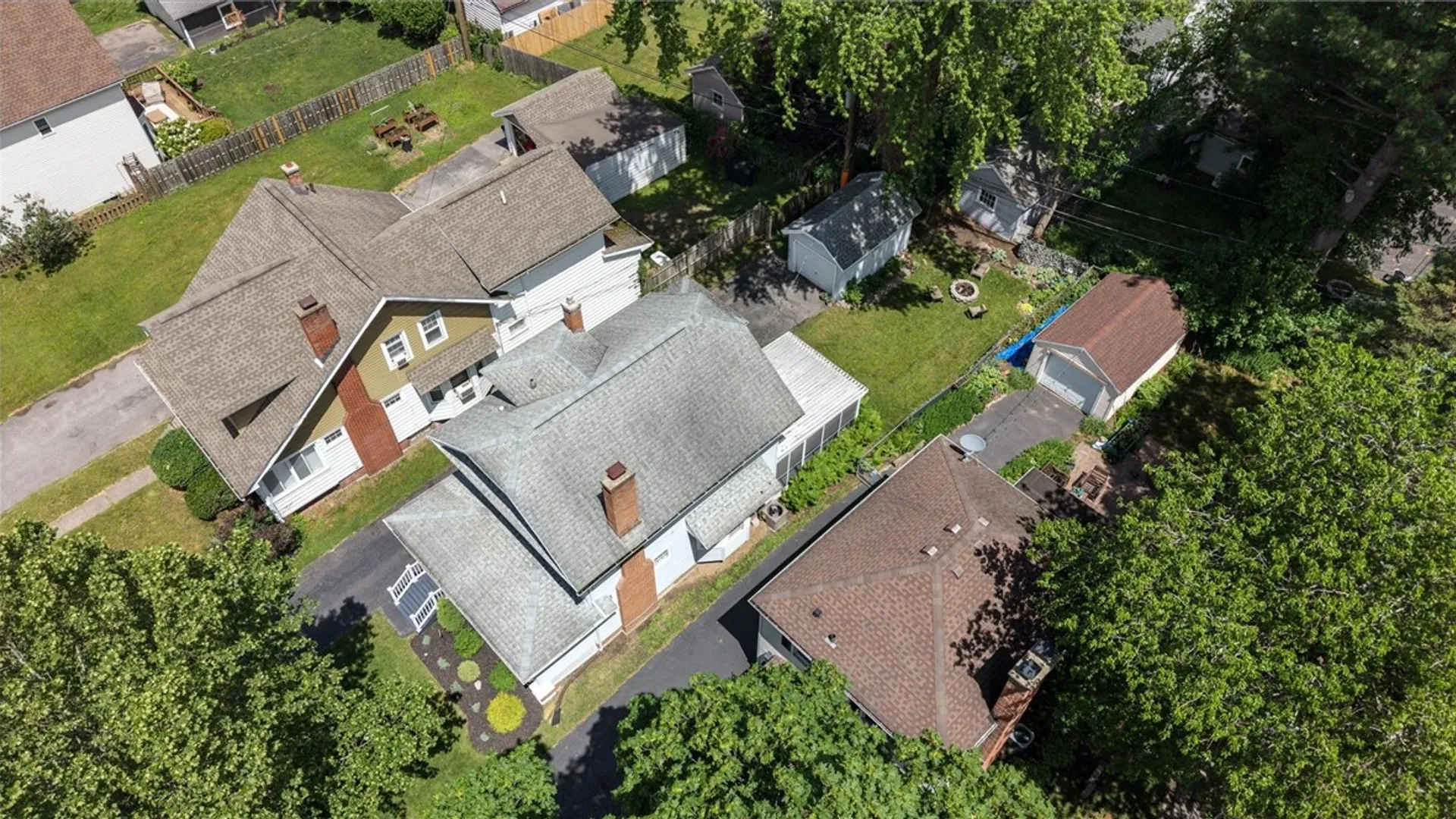 Property at 68 Chelsea Road, Irondequoit, NY 14617 44