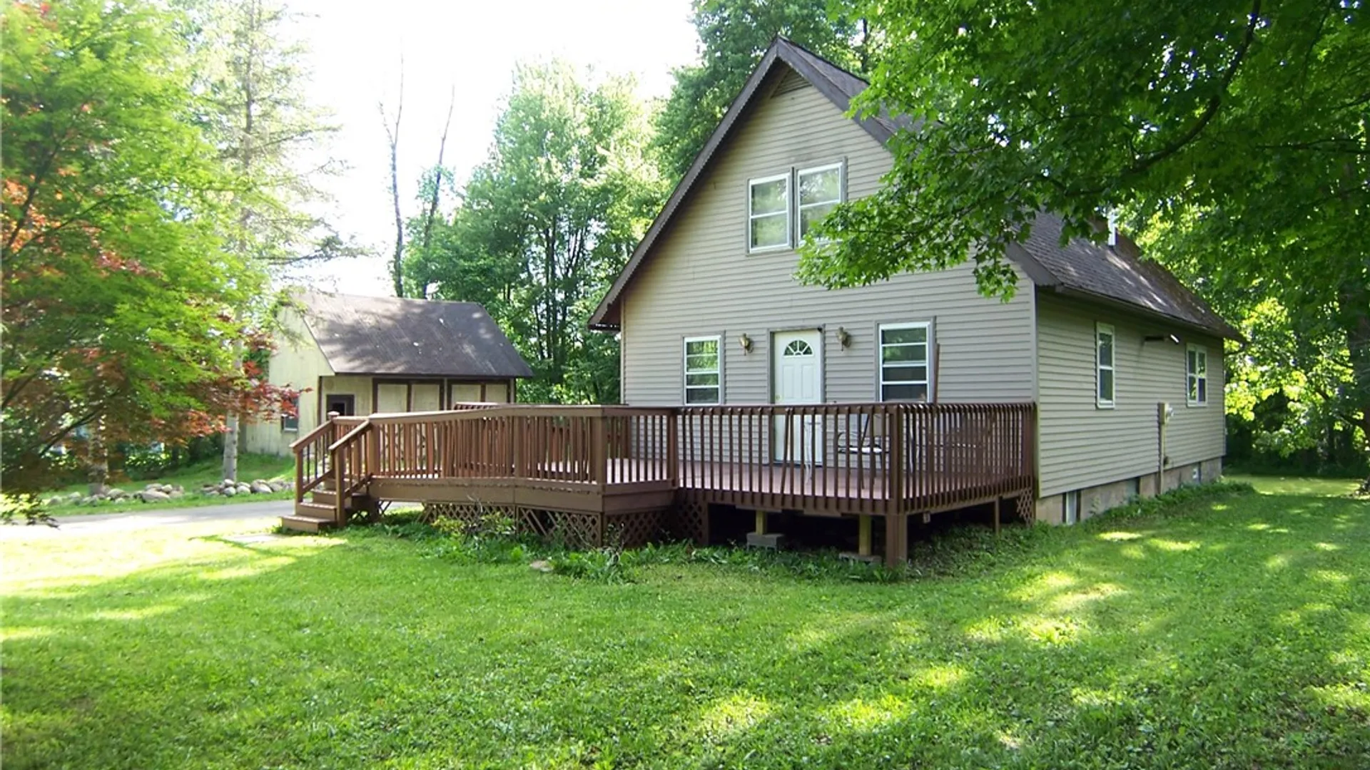 Property at 2579 Daansen Rd, Palmyra, NY 14522 2