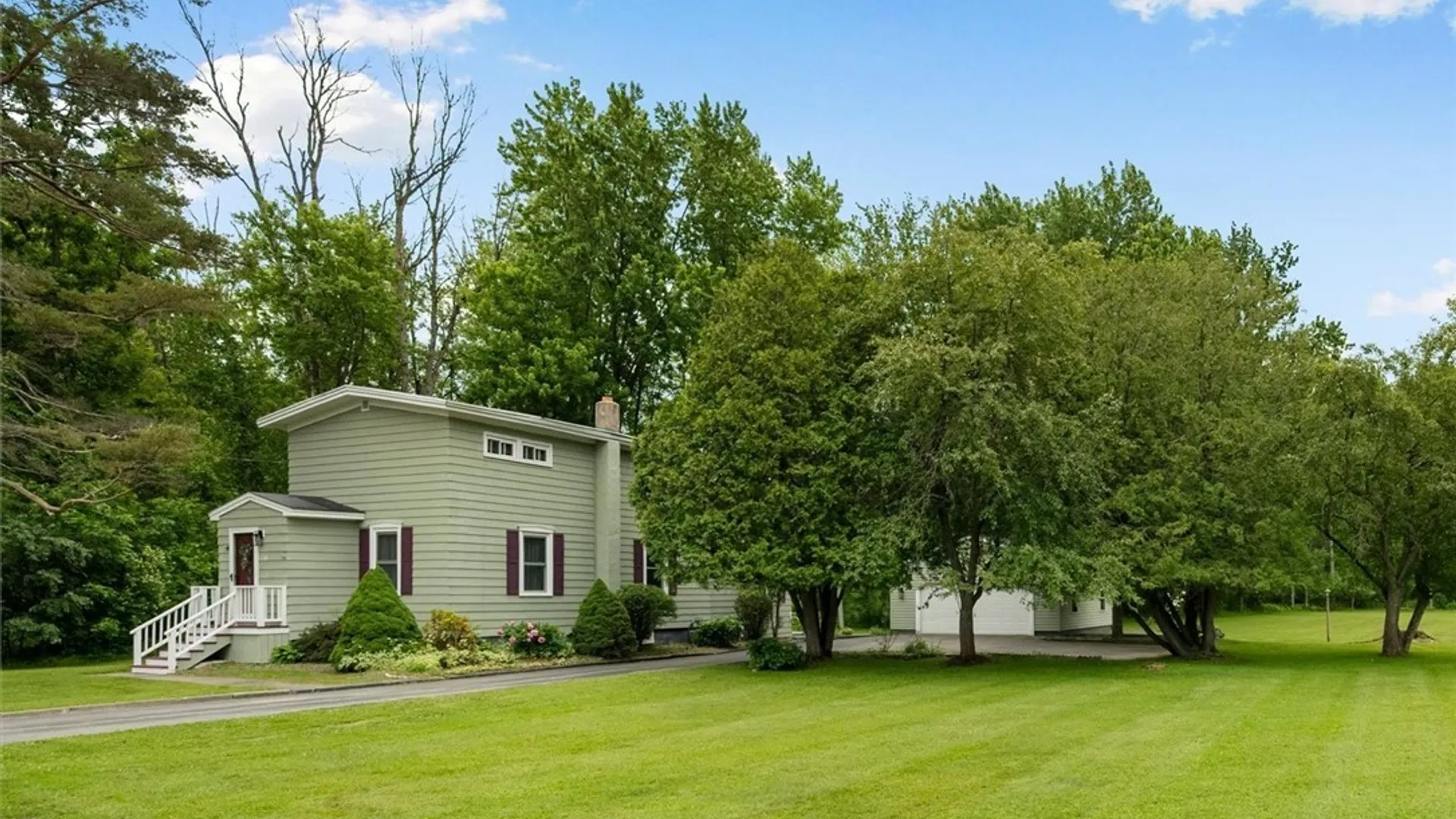 Property at 50 E 2nd Street, Vernon, NY 13421 2