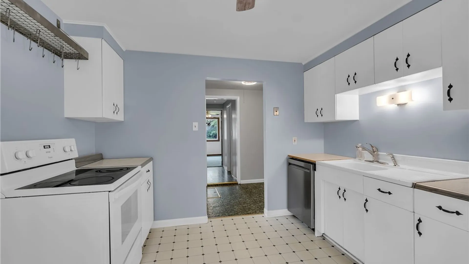 Property at 208 Bennington Road, Amherst, NY 14226 12