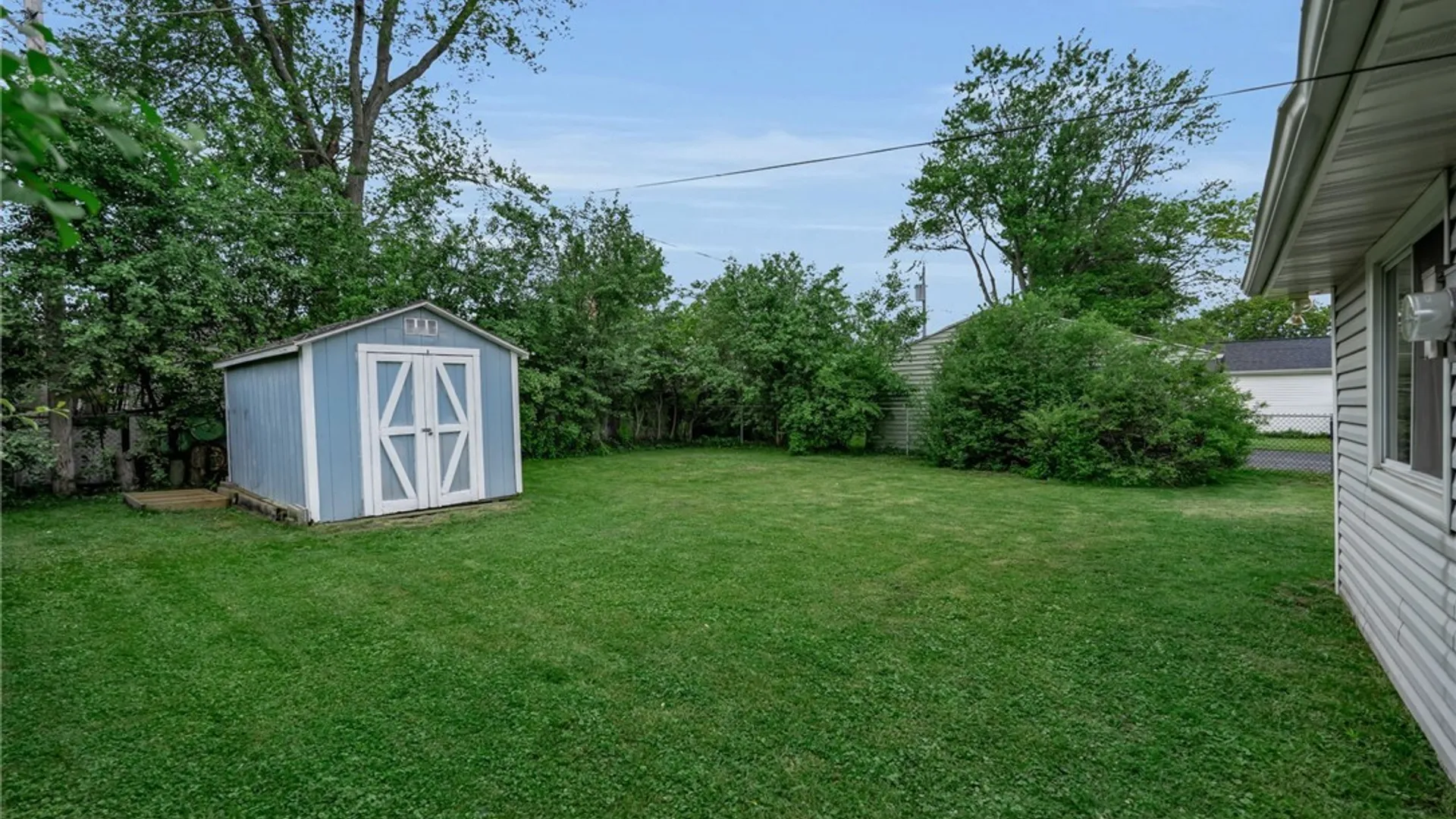 Property at 208 Bennington Road, Amherst, NY 14226 39