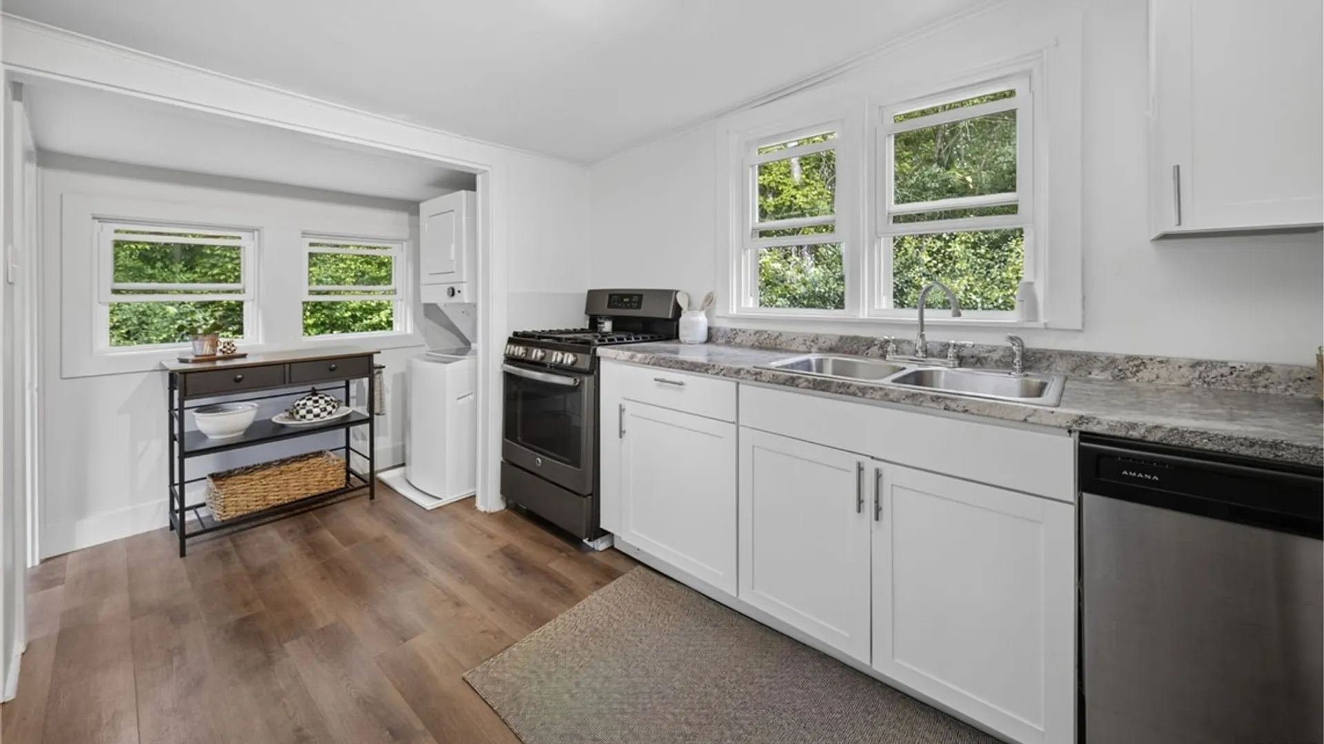 Property at 3859 State Street Road, Skaneateles, NY 13152 15
