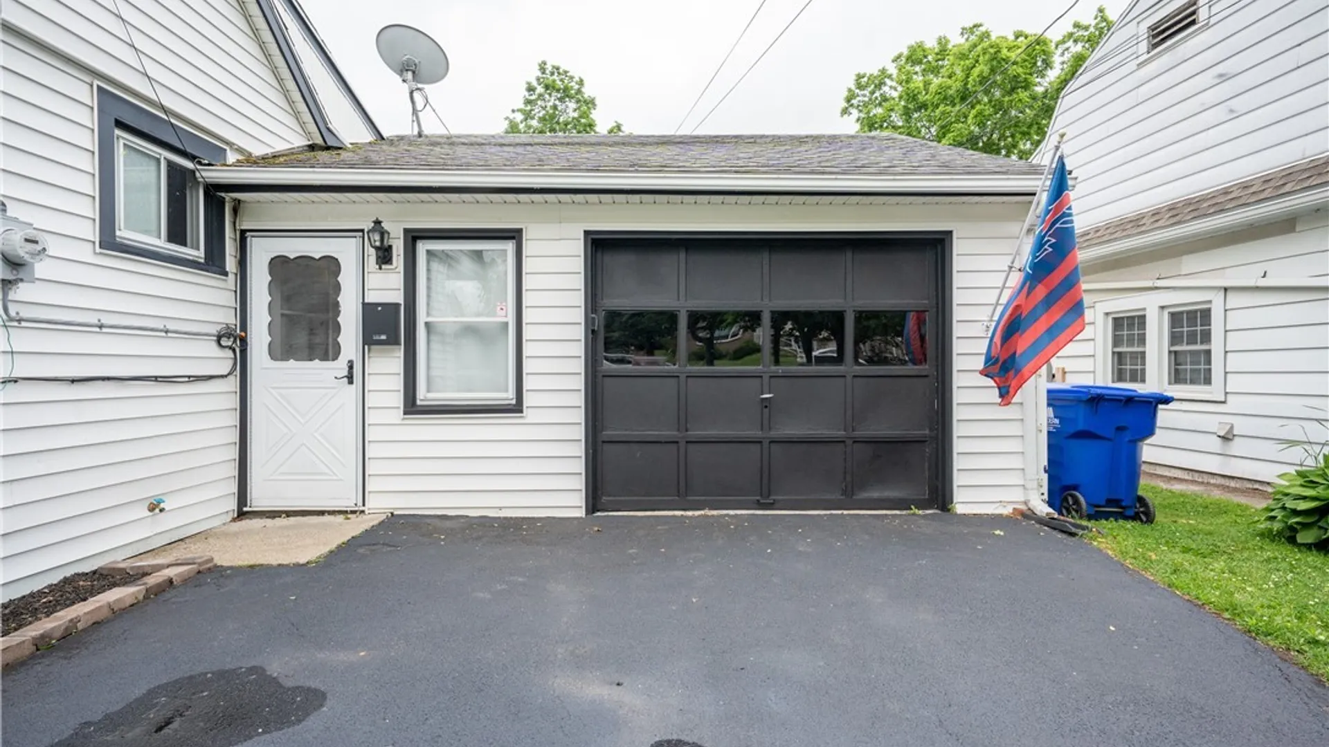 Property at 4470 Stratford, Hamburg, NY 14075 8