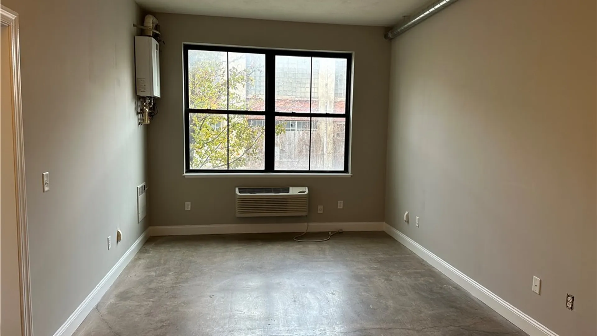 Property at 721 N Clinton Street, Syracuse, NY 13204 8