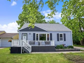 Property at 21 Alliger Drive, Tonawanda, NY 14150
