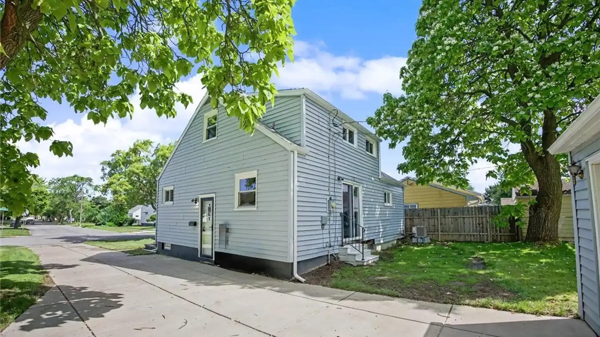 Property at 21 Alliger Drive, Tonawanda, NY 14150 34