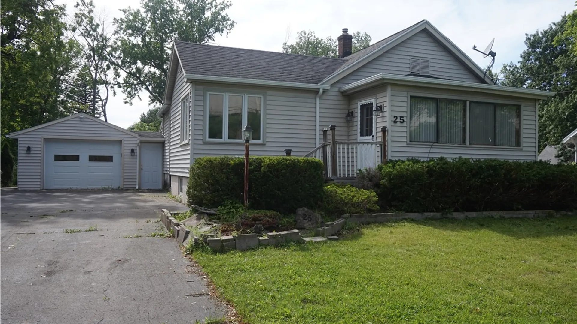 Property at 25 Beechwood Drive, Gates, NY 14606 2