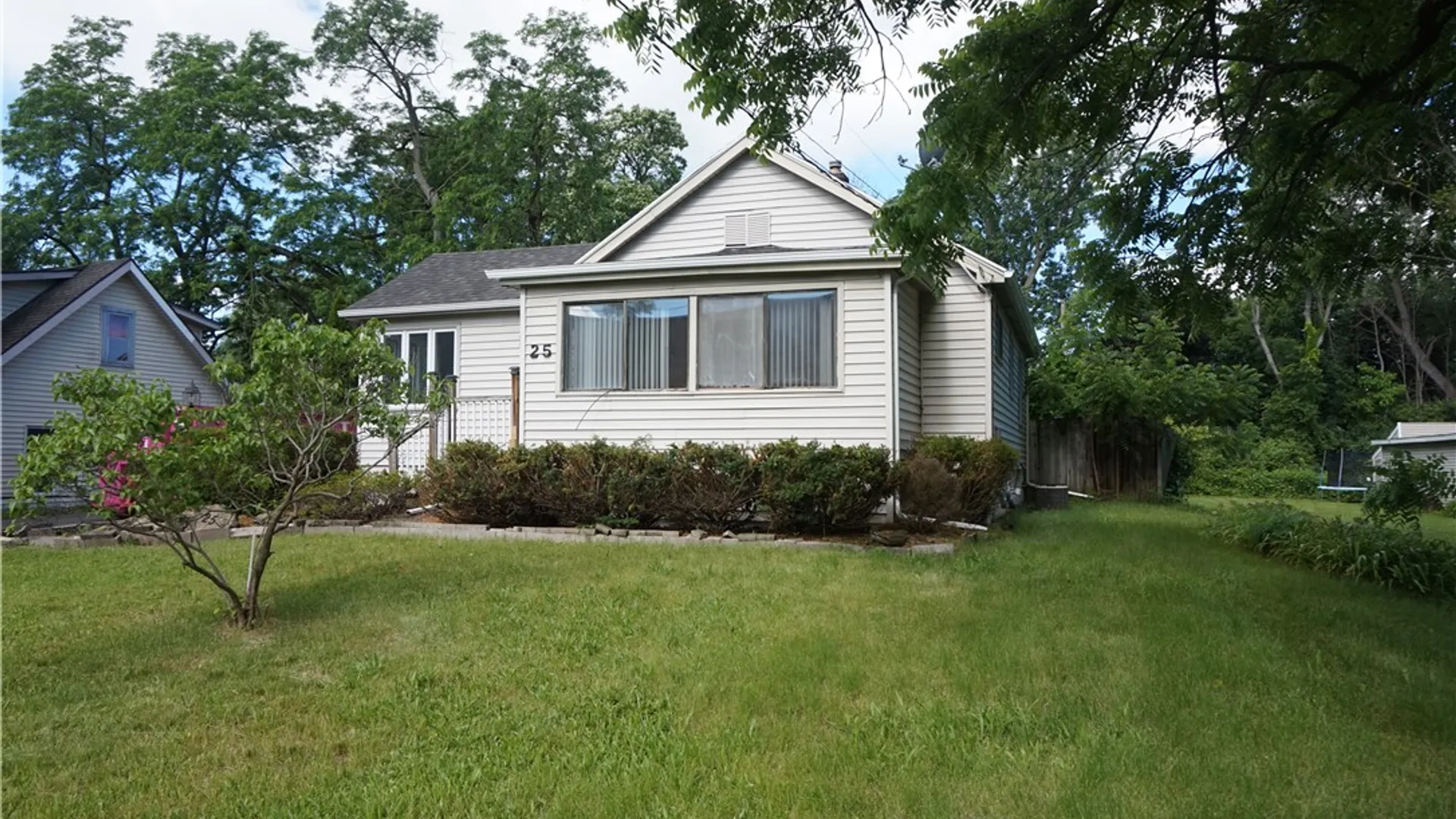 Property at 25 Beechwood Drive, Gates, NY 14606 6