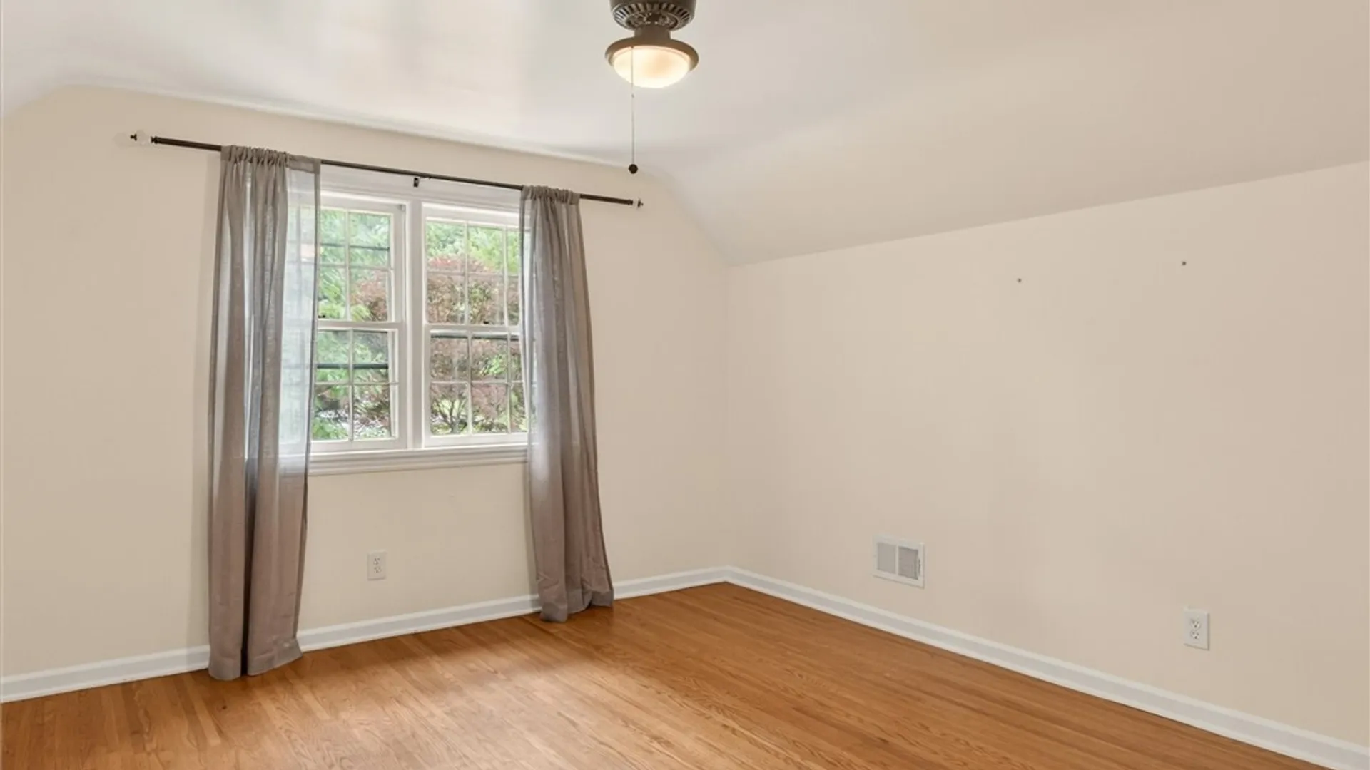 Property at 161 Tobey Road, Pittsford, NY 14534 34