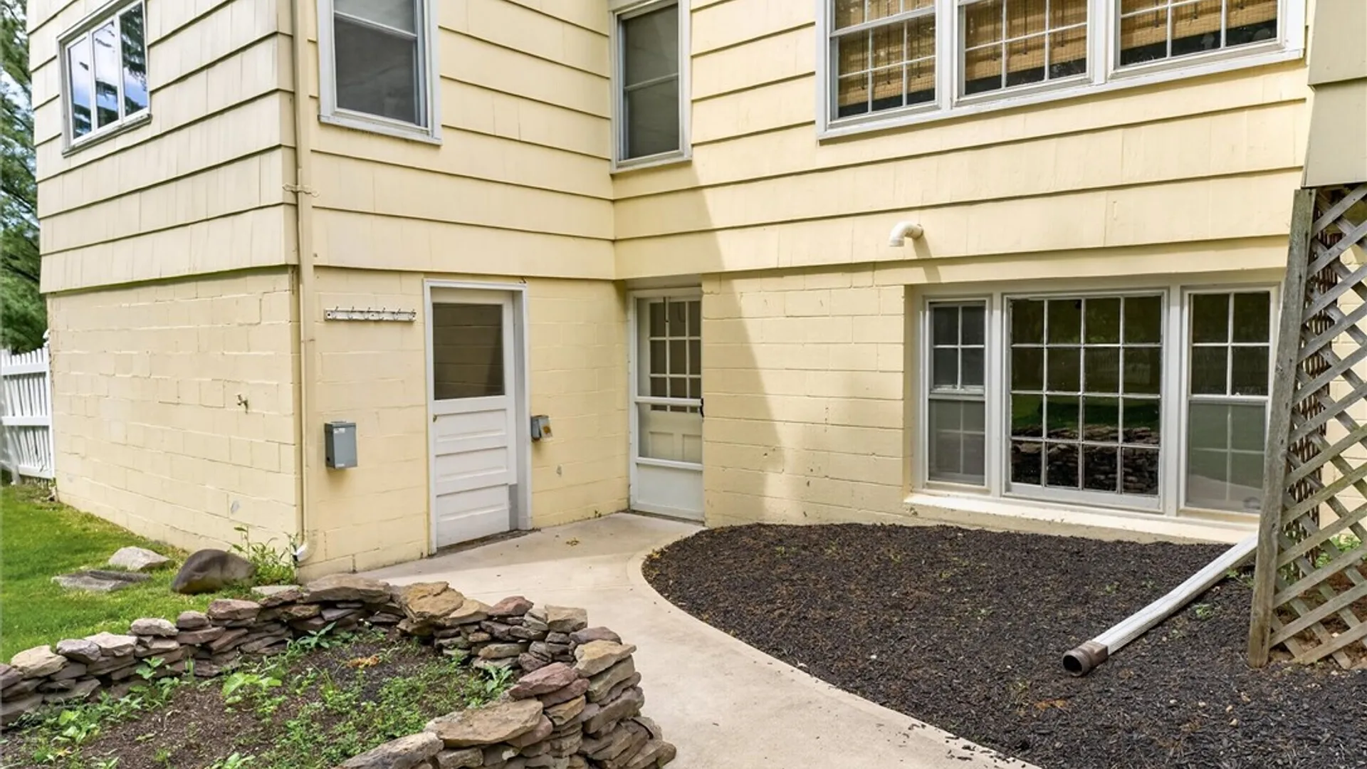 Property at 161 Tobey Road, Pittsford, NY 14534 46