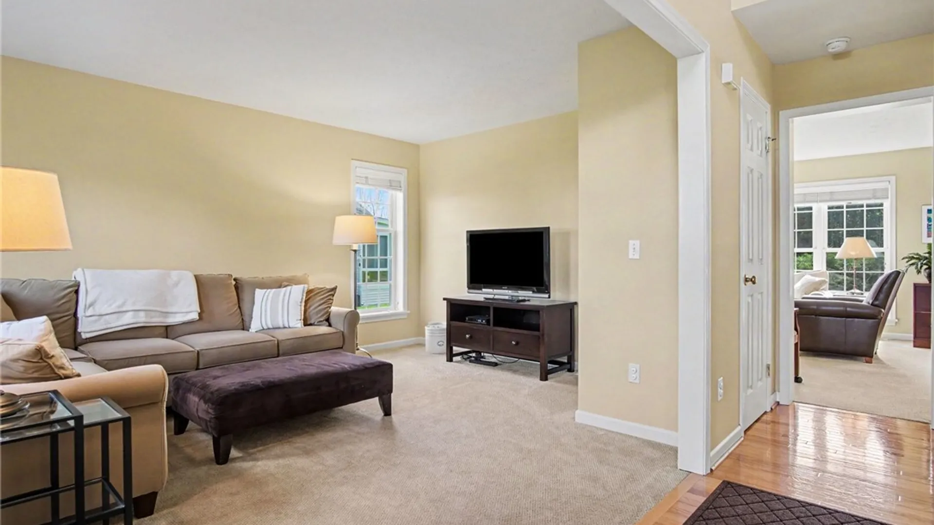 Property at 1032 Castle Bridge Xing, Webster, NY 14580 7