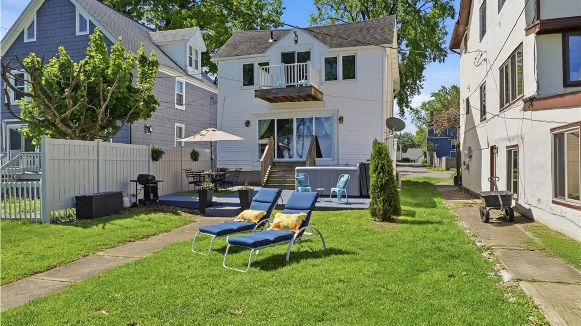 Property at 179 Lake Front, Irondequoit, NY 14617 28