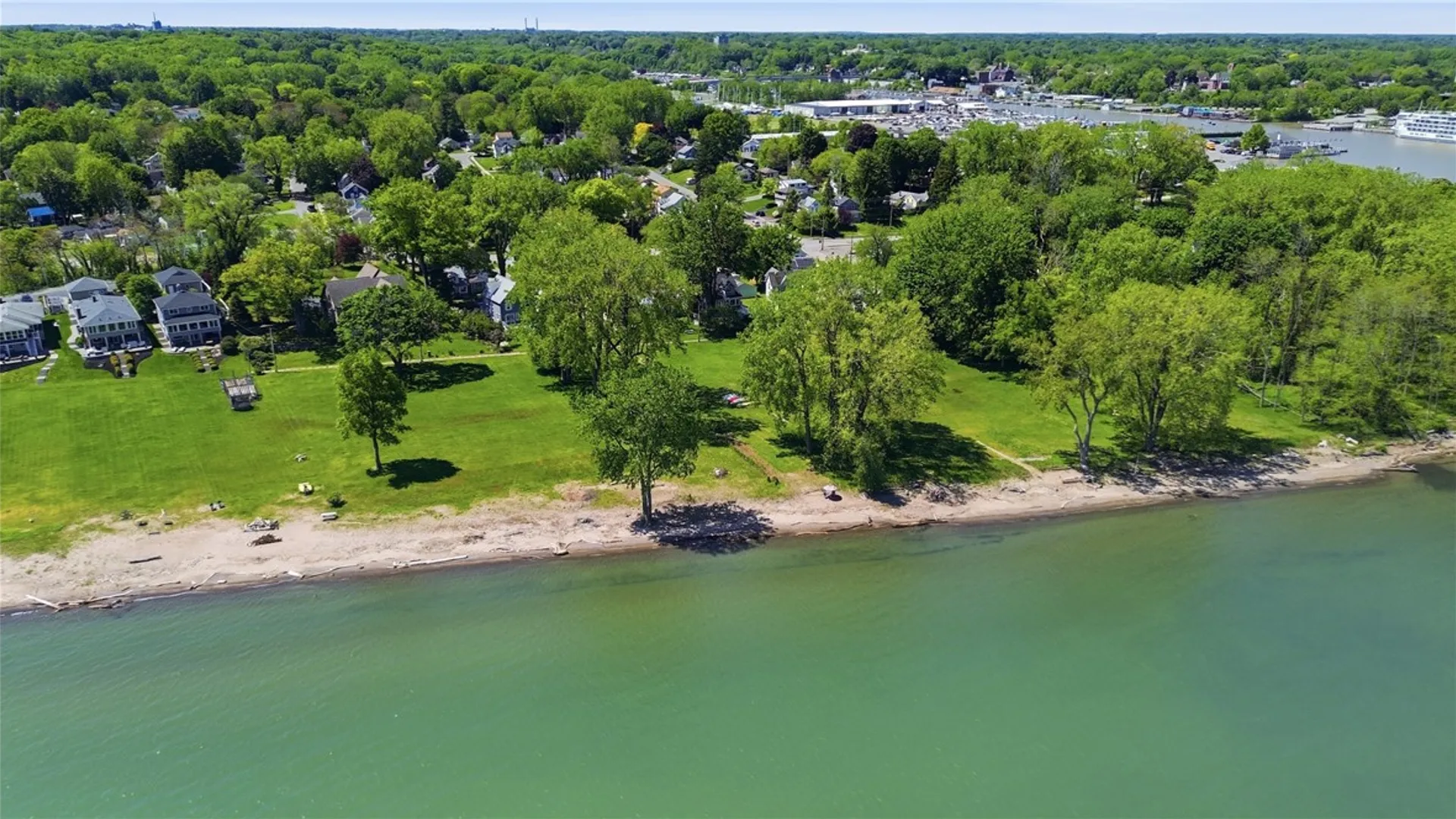 Property at 179 Lake Front, Irondequoit, NY 14617 39