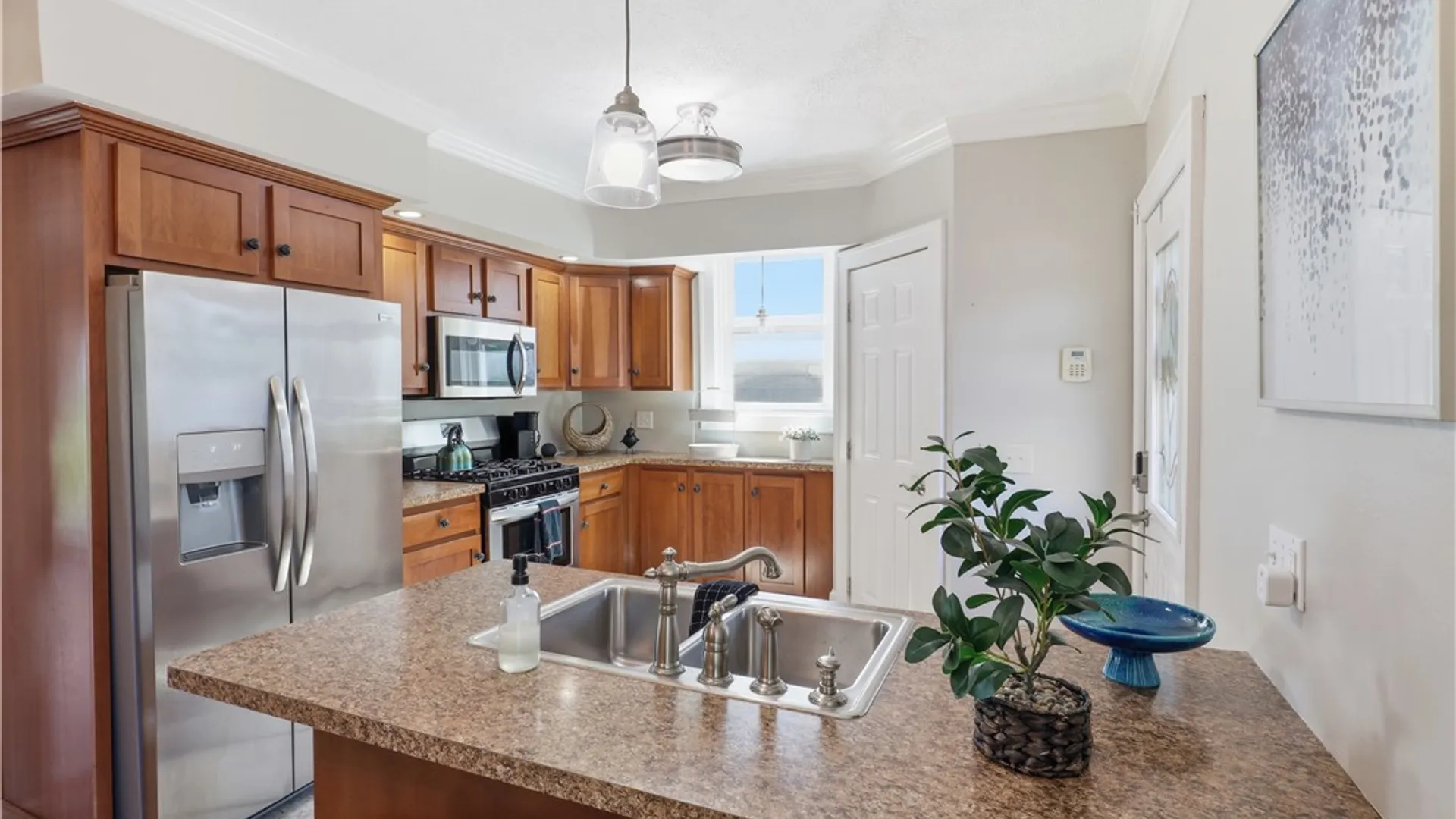 Property at 179 Lake Front, Irondequoit, NY 14617 5