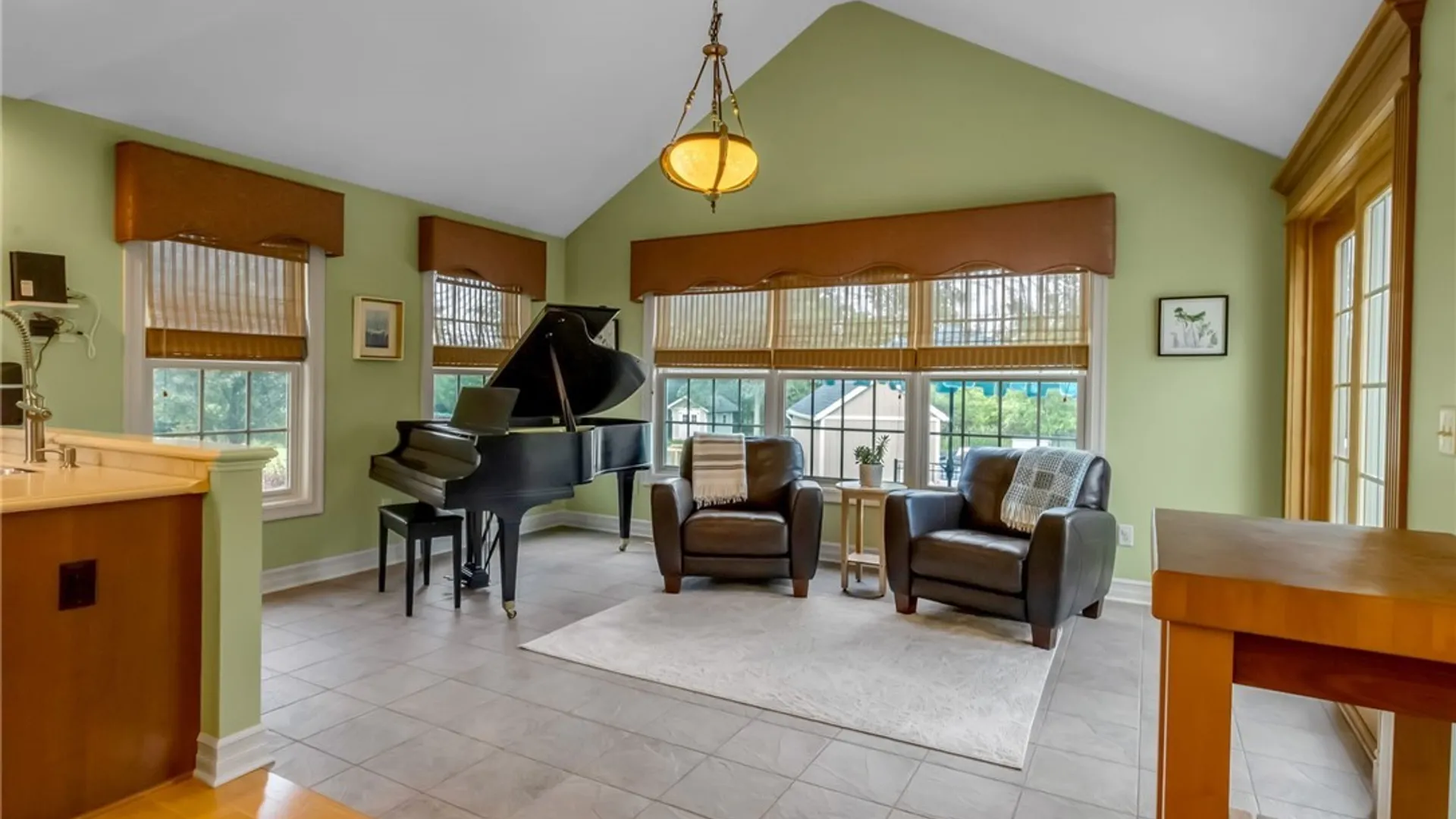 Property at 5551 Field Brook Drive, Clarence, NY 14051 12