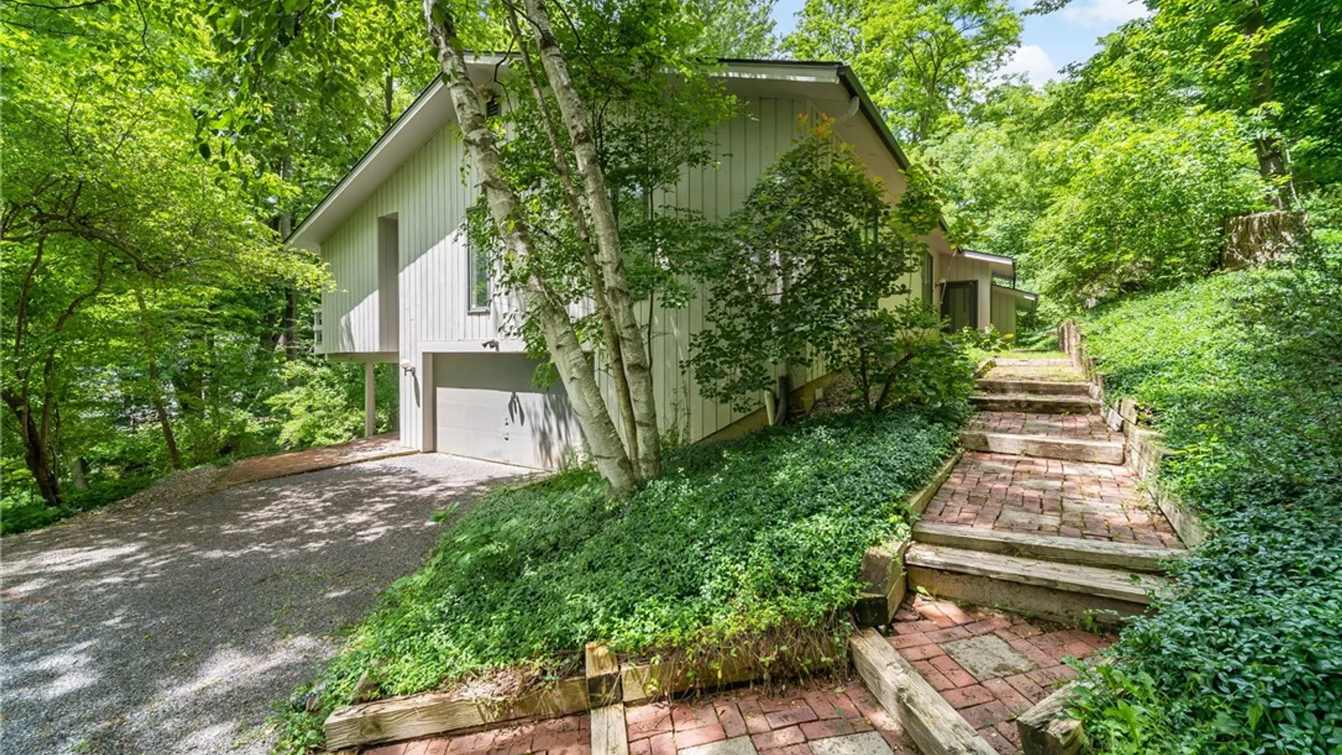 Property at 1 Hardwood Hill Road, Perinton, NY 14534 33