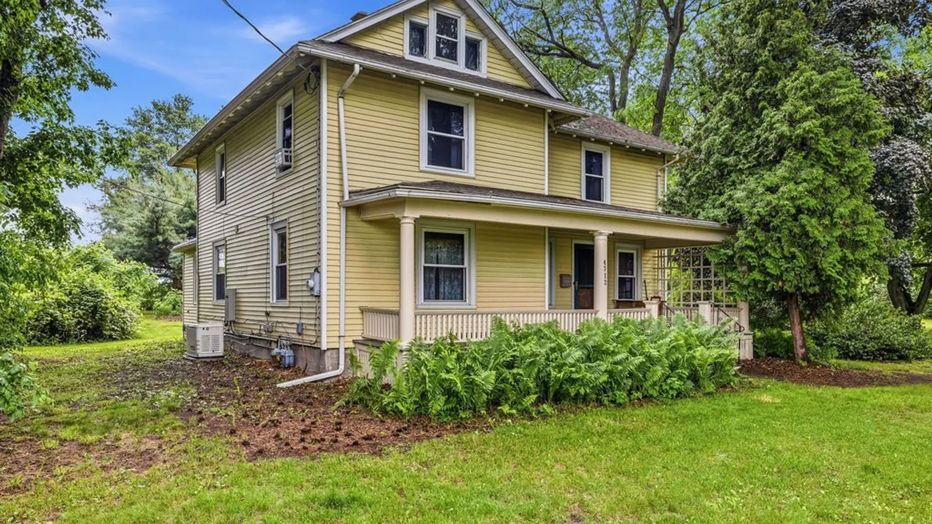 Property at 4712 E Lake Road, Wilson, NY 14028 2