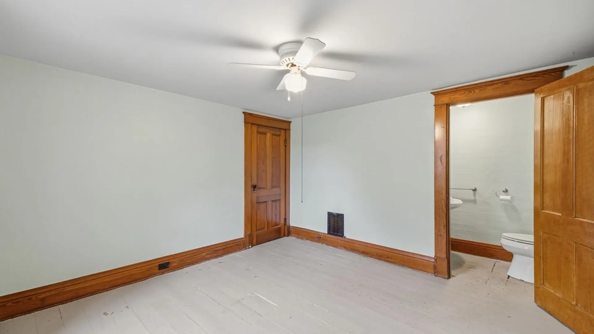 Property at 4712 E Lake Road, Wilson, NY 14028 28