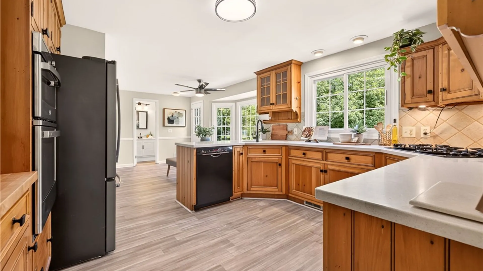 Property at 106 Stuyvesant Road, Pittsford, NY 14534 14