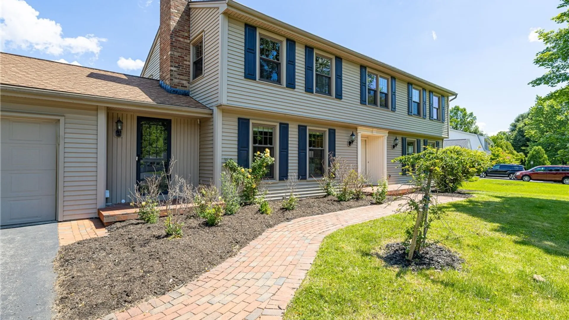 Property at 106 Stuyvesant Road, Pittsford, NY 14534 2