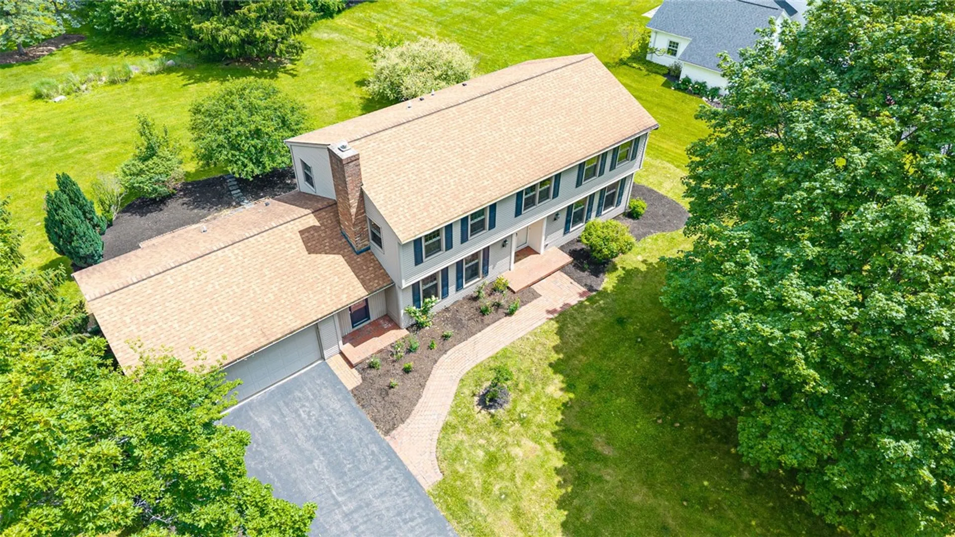 Property at 106 Stuyvesant Road, Pittsford, NY 14534 3
