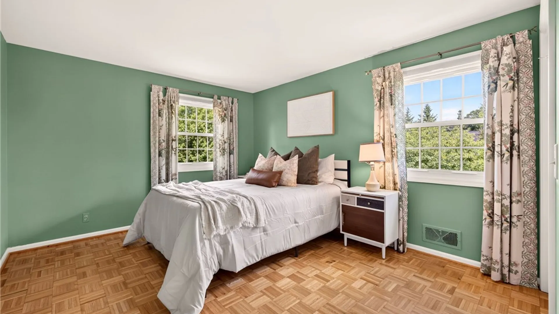 Property at 106 Stuyvesant Road, Pittsford, NY 14534 34