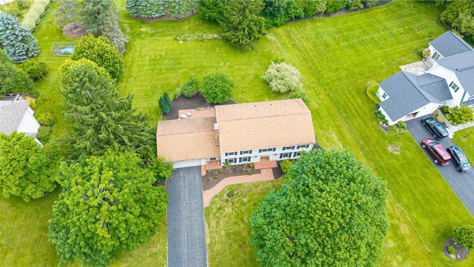 Property at 106 Stuyvesant Road, Pittsford, NY 14534 4