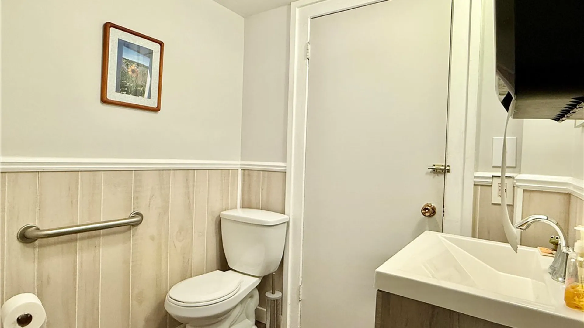 Property at 373-375 Main Street, Oneonta, NY 13820 14