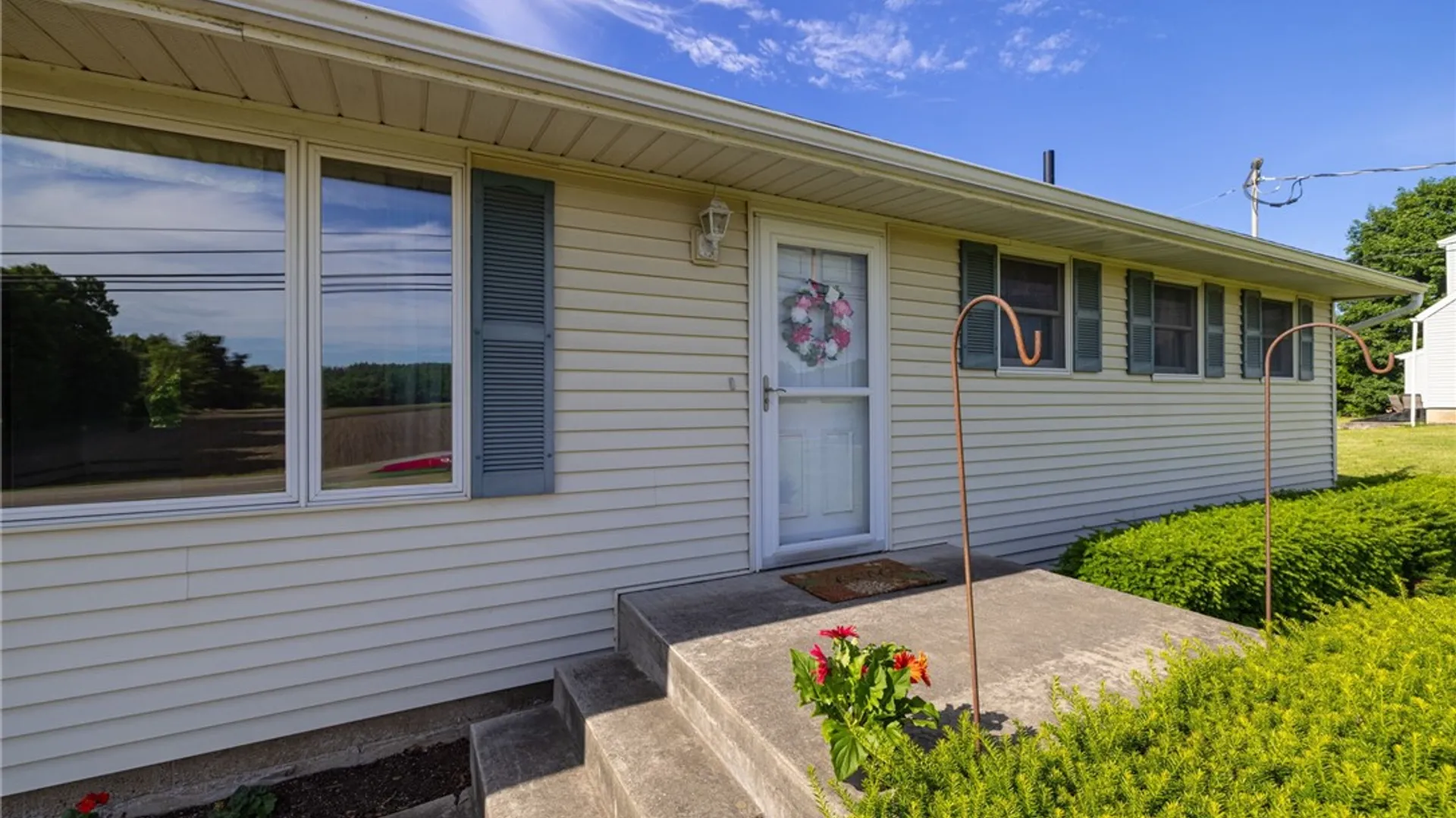 Property at 854 Route 31, Macedon, NY 14502 3