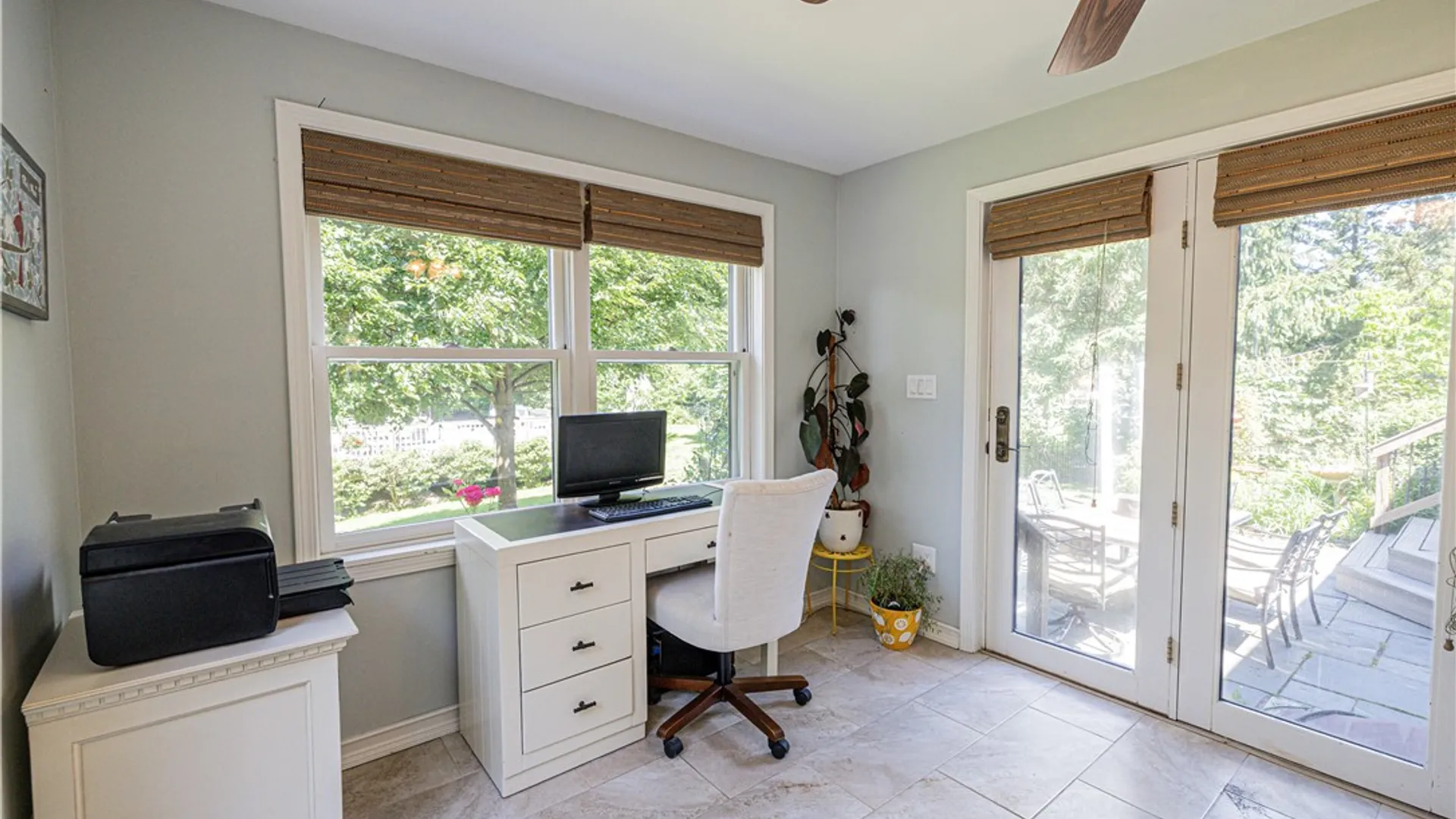Property at 11 Country Downs Circle, Perinton, NY 14450 15