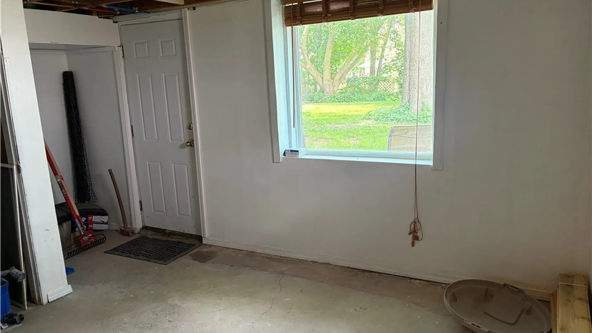 Property at 18 Briggs Avenue, Perinton, NY 14450 9