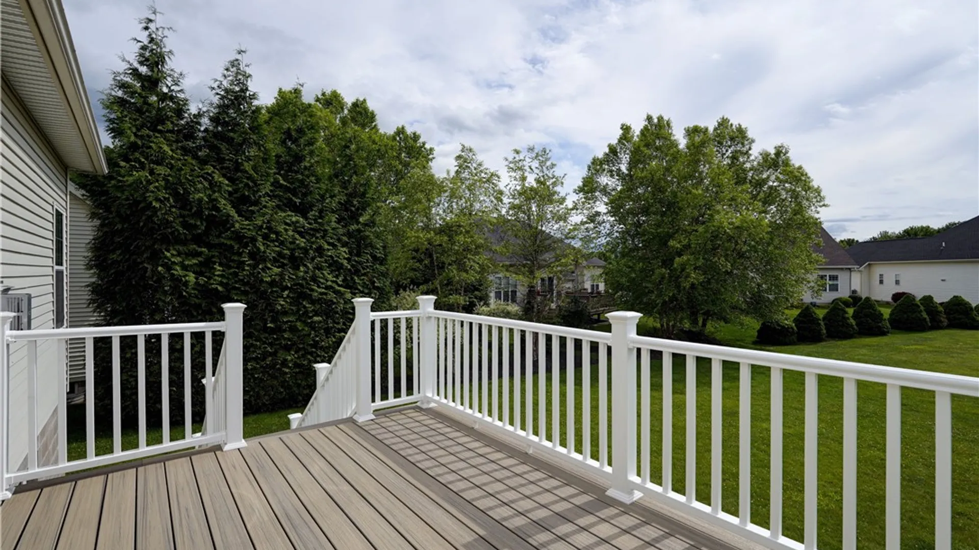 Property at 77 New Tudor Road, Henrietta, NY 14534 42
